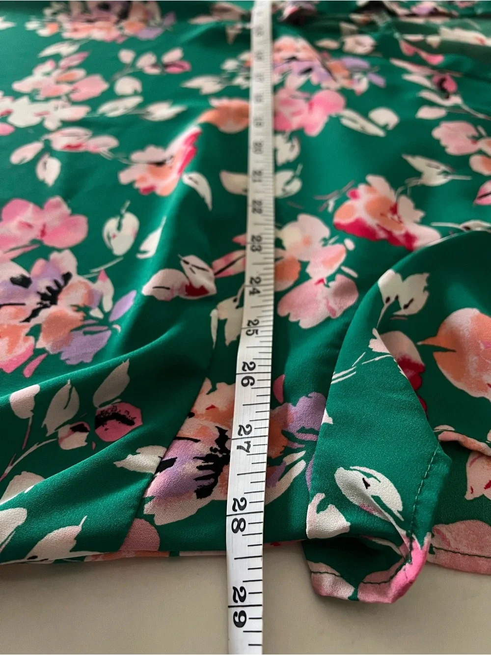 Torrid Size 3 Green Garden Floral High Low Blouse Plus Size 22 24 - Picture 9 of 11